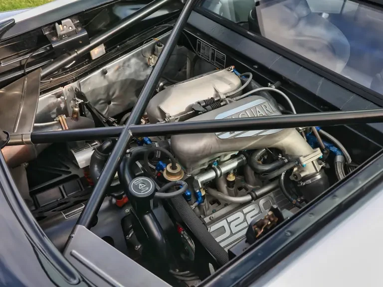 1993 Jaguar XJ220 - Image 23 of 31