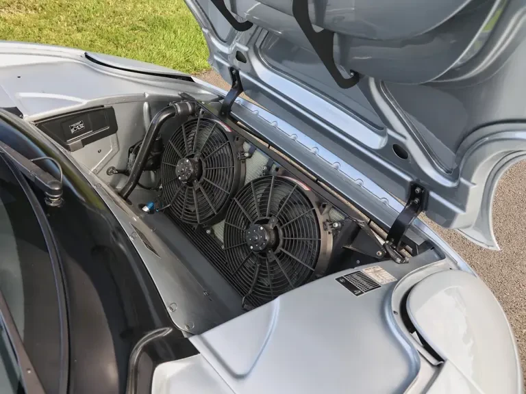 1993 Jaguar XJ220 - Image 28 of 31