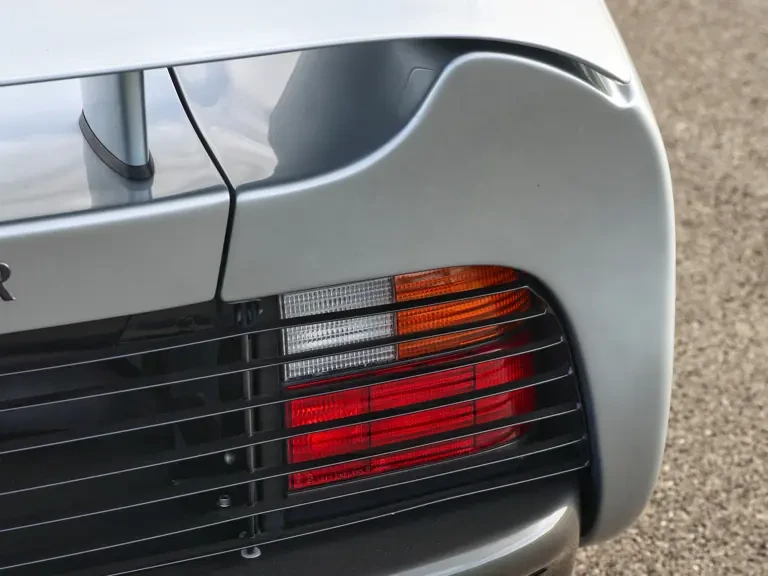 1993 Jaguar XJ220 - Image 21 of 31