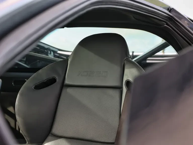 1993 Jaguar XJ220 - Image 11 of 31