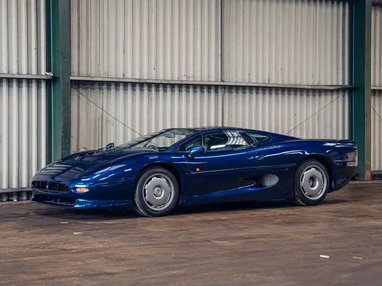 1993 Jaguar XJ220 - Image 12 of 31