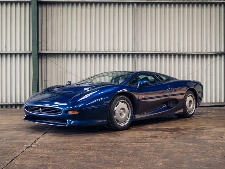 1993 Jaguar XJ220 - Image 10 of 31