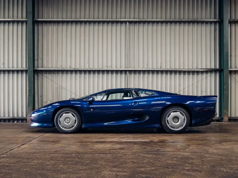 1993 Jaguar XJ220 - Image 7 of 31