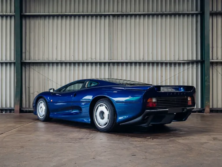 1993 Jaguar XJ220 - Image 3 of 31
