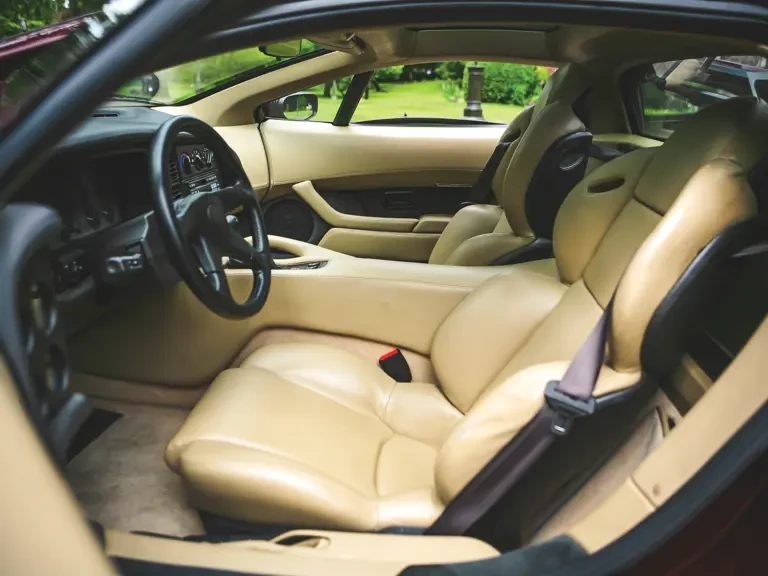 1993 Jaguar XJ220 - Image 27 of 31