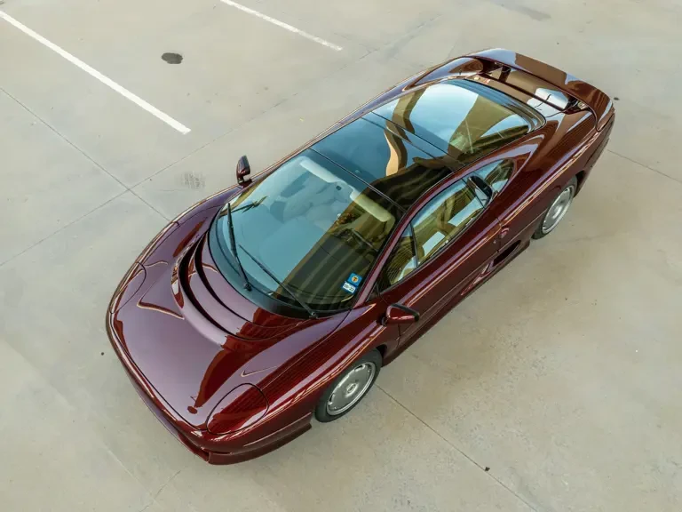 1993 Jaguar XJ220 - Image 13 of 31