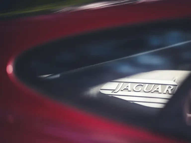 1993 Jaguar XJ220 - Image 14 of 31