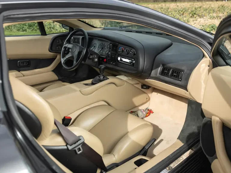 1993 Jaguar XJ220 - Image 13 of 31