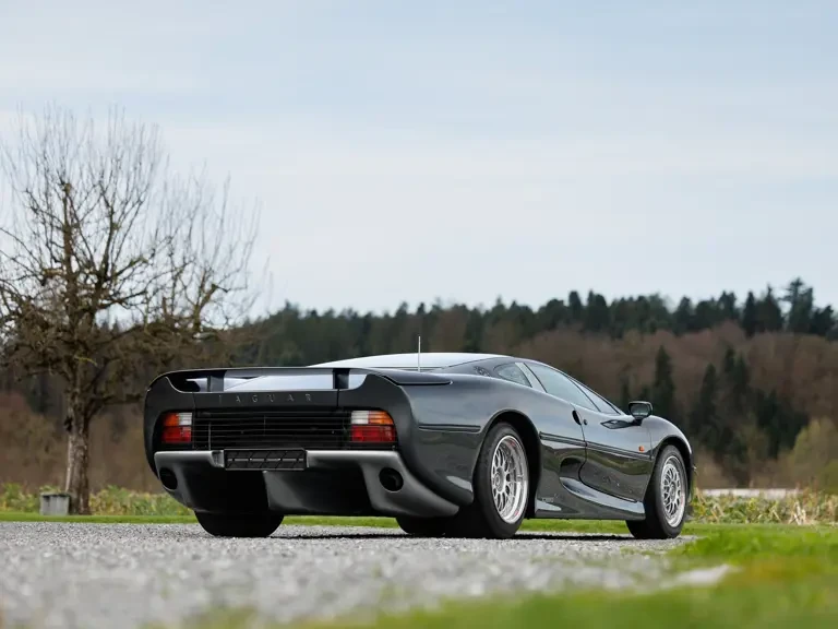 1993 Jaguar XJ220 - Image 3 of 31