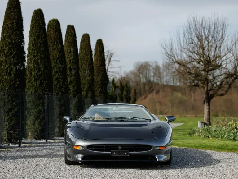 1993 Jaguar XJ220 - Image 8 of 31