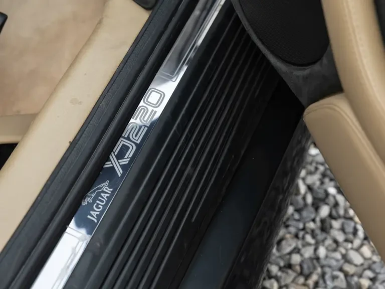 1993 Jaguar XJ220 - Image 27 of 31
