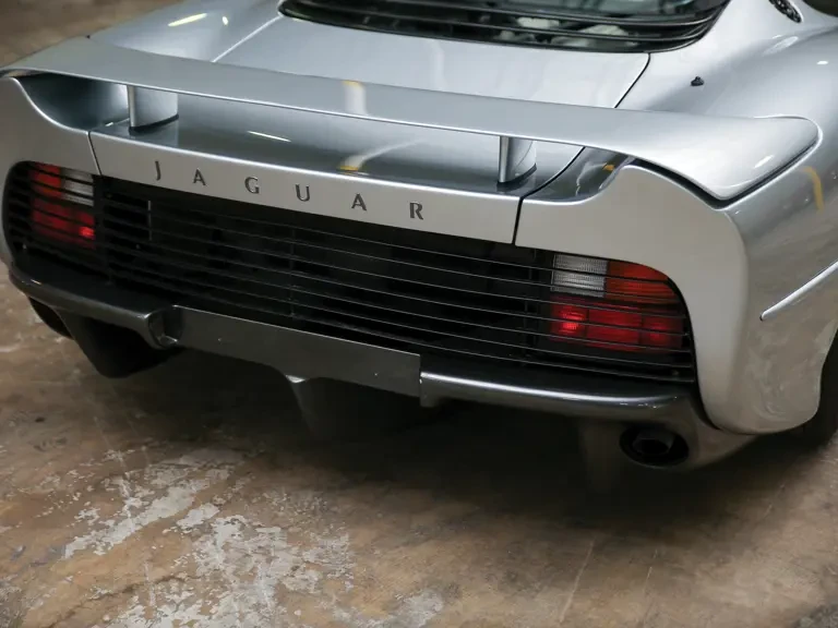 1993 Jaguar XJ220 - Image 17 of 27