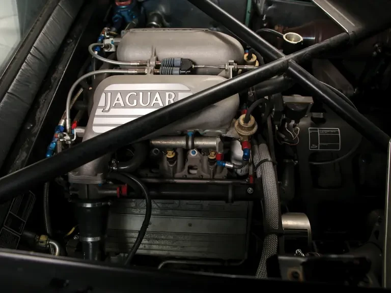 1993 Jaguar XJ220 - Image 25 of 27