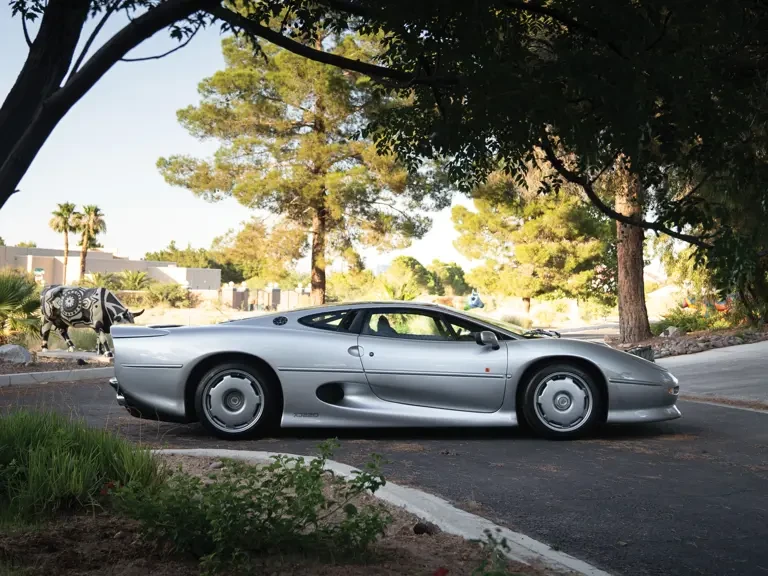 1993 Jaguar XJ220 - Image 6 of 31