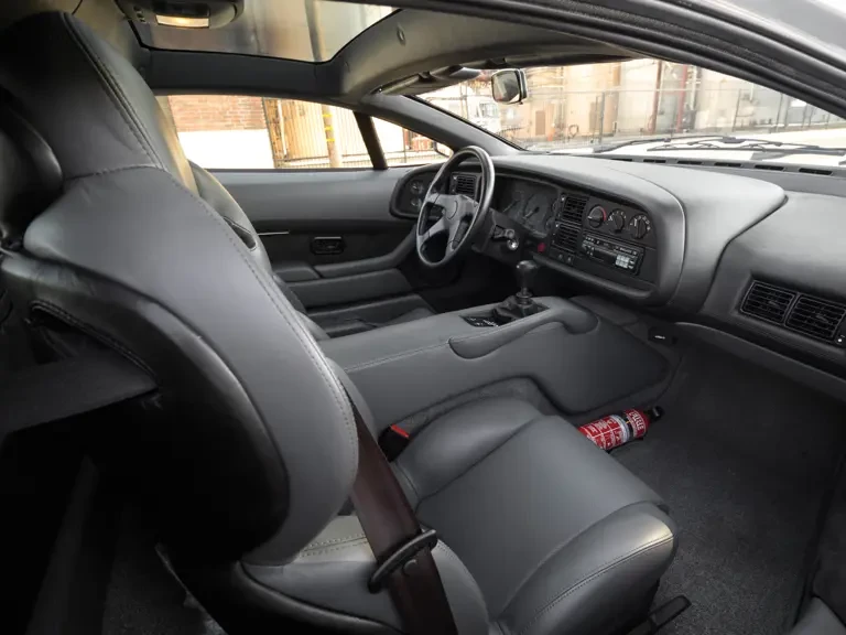 1993 Jaguar XJ220 - Image 19 of 31