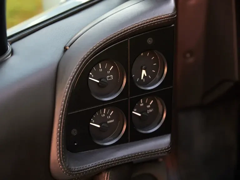 1993 Jaguar XJ220 - Image 31 of 31
