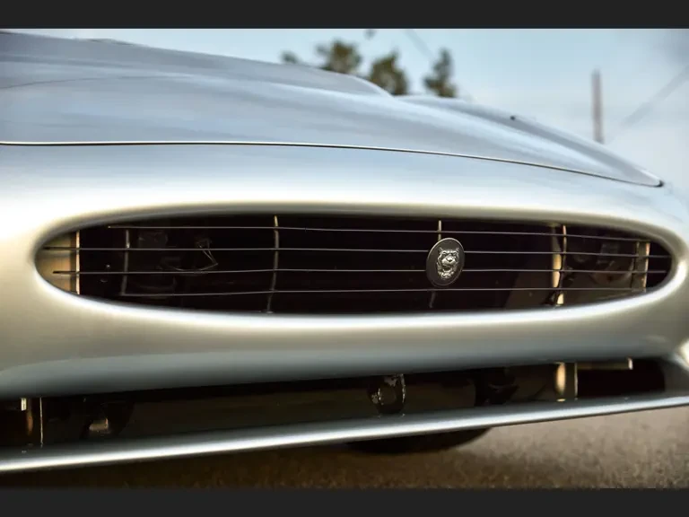 1993 Jaguar XJ220 - Image 14 of 31