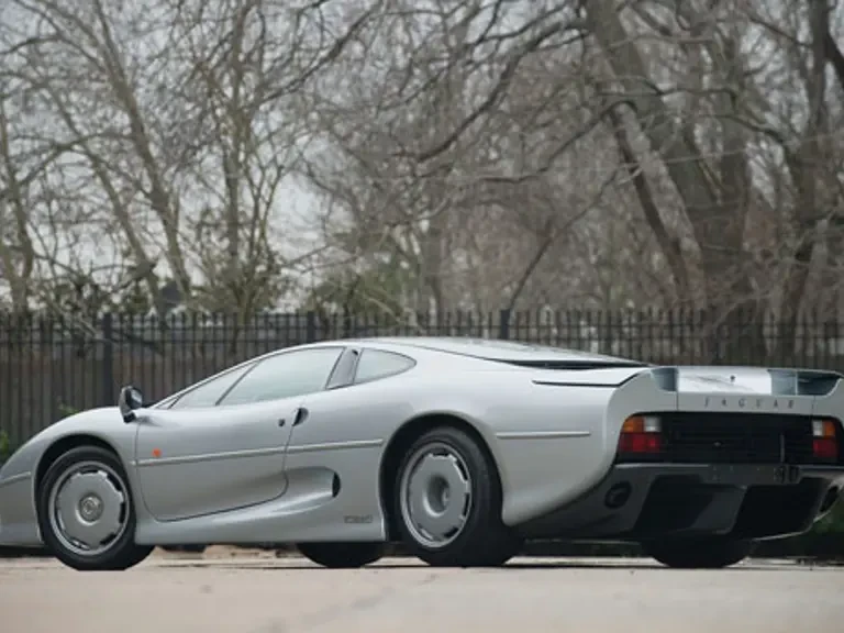 1993 Jaguar XJ220 - Image 3 of 24