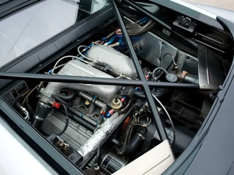 1993 Jaguar XJ220 - Image 11 of 24