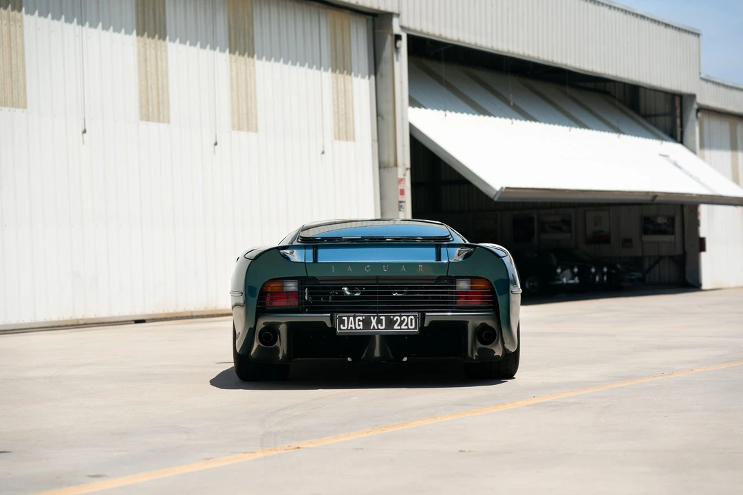 1993 Jaguar XJ220 - Image 7 of 31