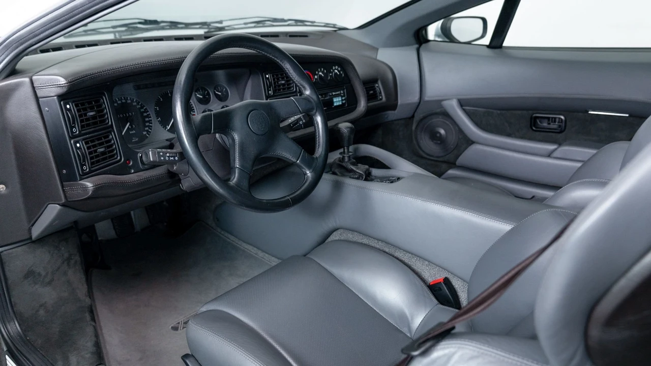 1993 Jaguar XJ220 - Image 10 of 31