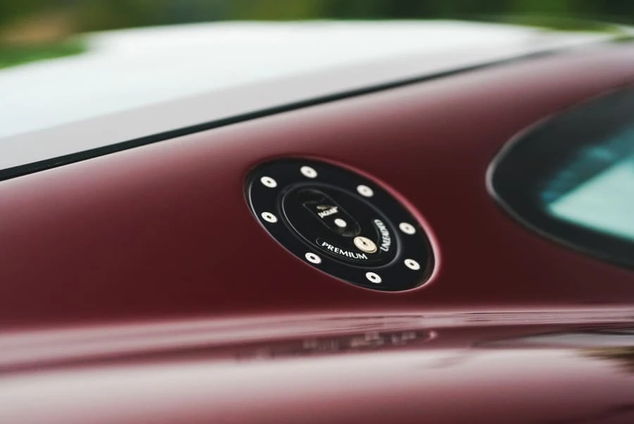 1993 Jaguar XJ220 - Image 29 of 31