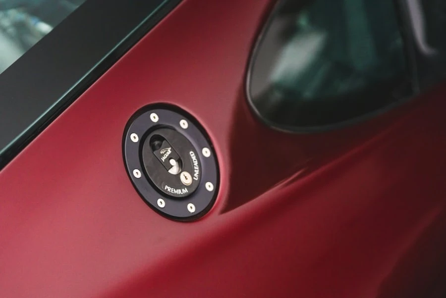 1993 Jaguar XJ220 - Image 30 of 31