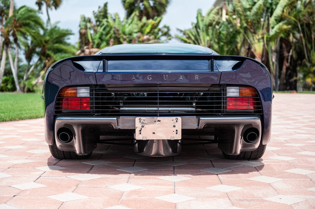 1993 Jaguar XJ220 - Image 21 of 31