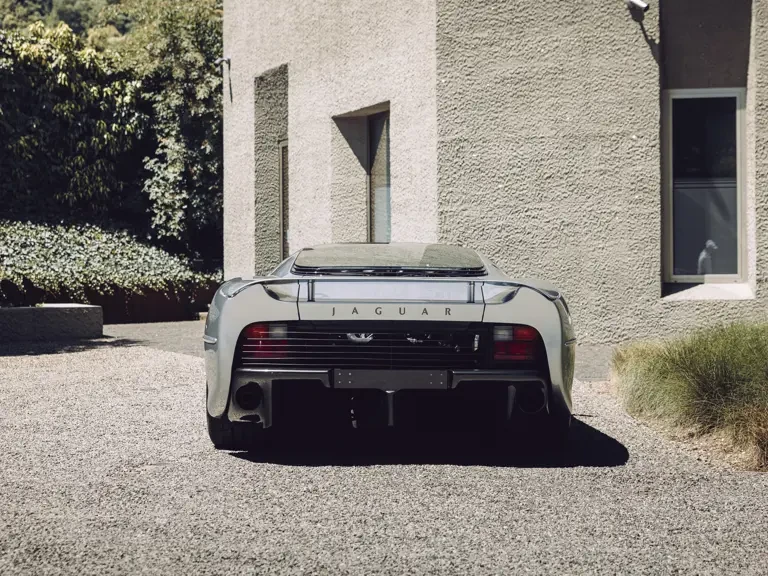 1993 Jaguar XJ220 - Image 9 of 31