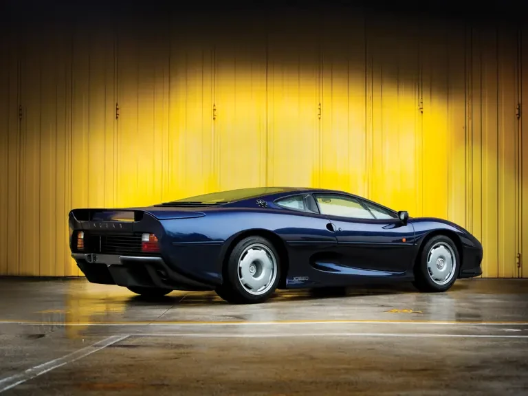 1993 Jaguar XJ220 - Image 3 of 19