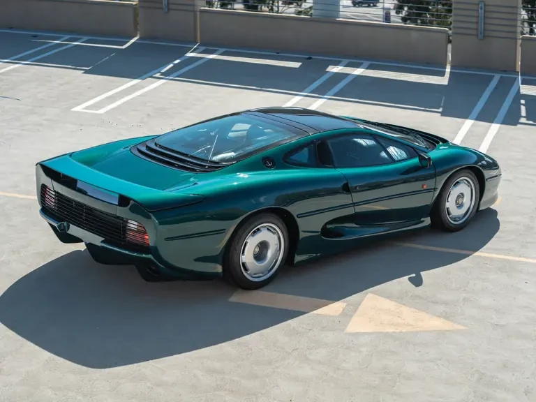 1993 Jaguar XJ220 - Image 3 of 28
