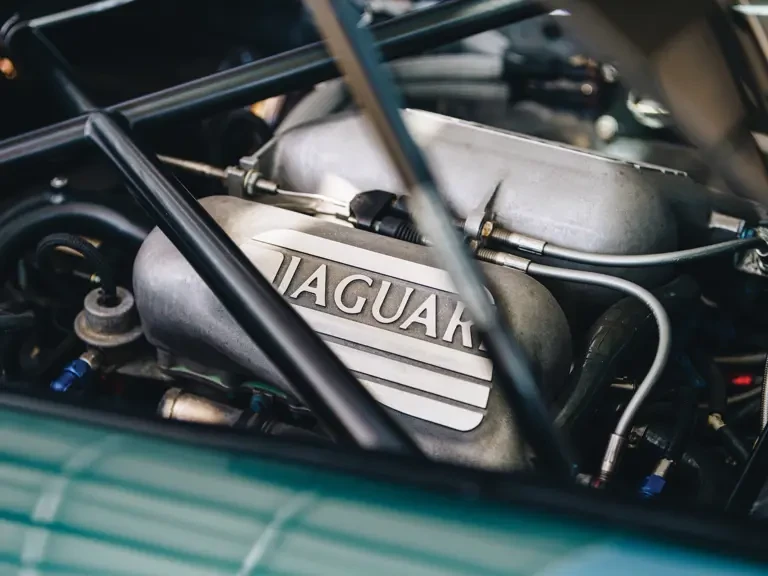1993 Jaguar XJ220 - Image 17 of 28
