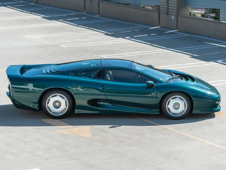 1993 Jaguar XJ220 - Image 6 of 28