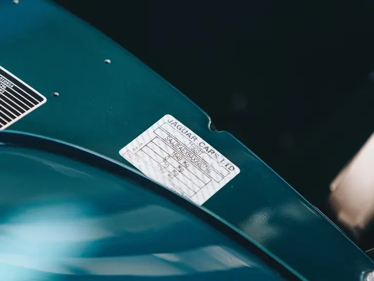 1993 Jaguar XJ220 - Image 18 of 28