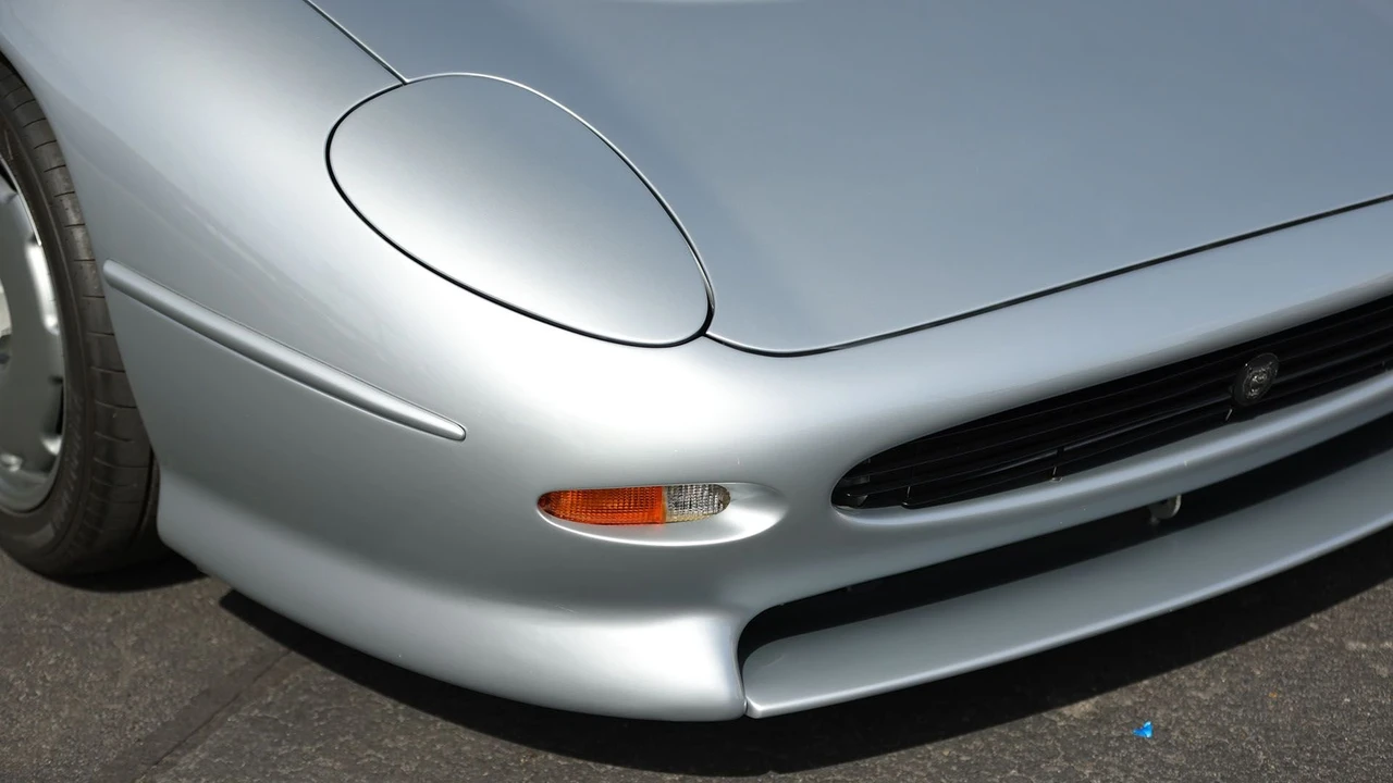 1993 Jaguar XJ220 - Image 31 of 31