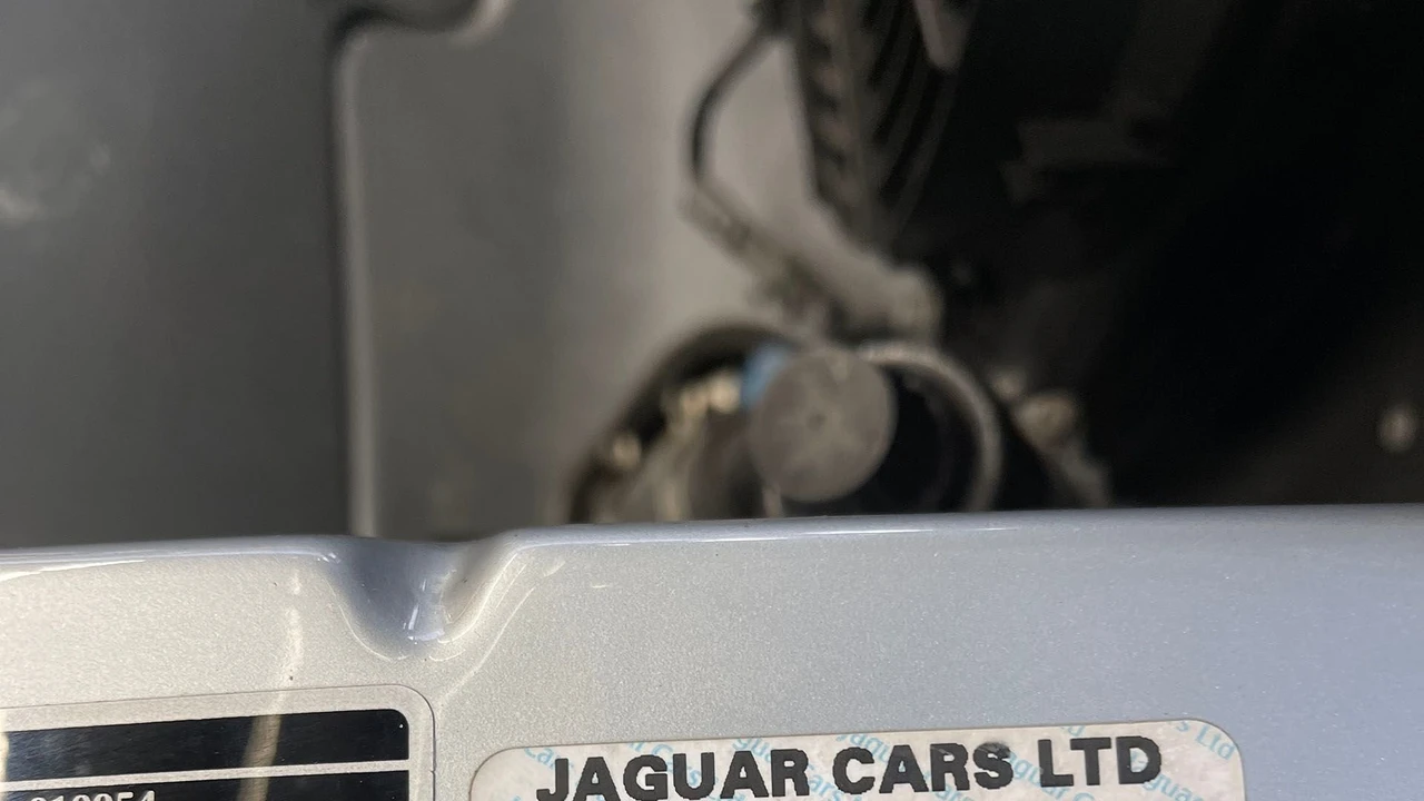 1993 Jaguar XJ220 - Image 3 of 31