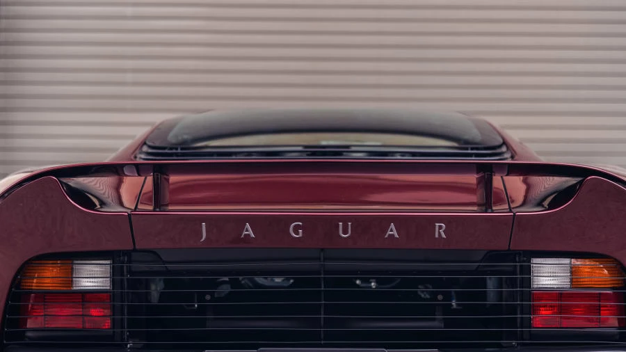 1993 Jaguar XJ220 - Image 11 of 29