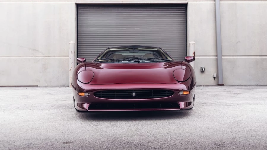 1993 Jaguar XJ220 - Image 15 of 29