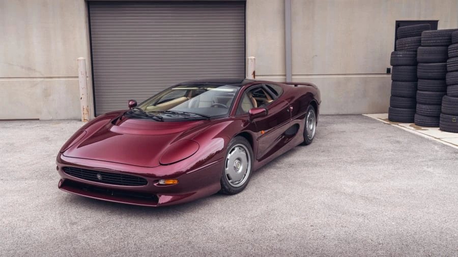 1993 Jaguar XJ220 - Image 27 of 29