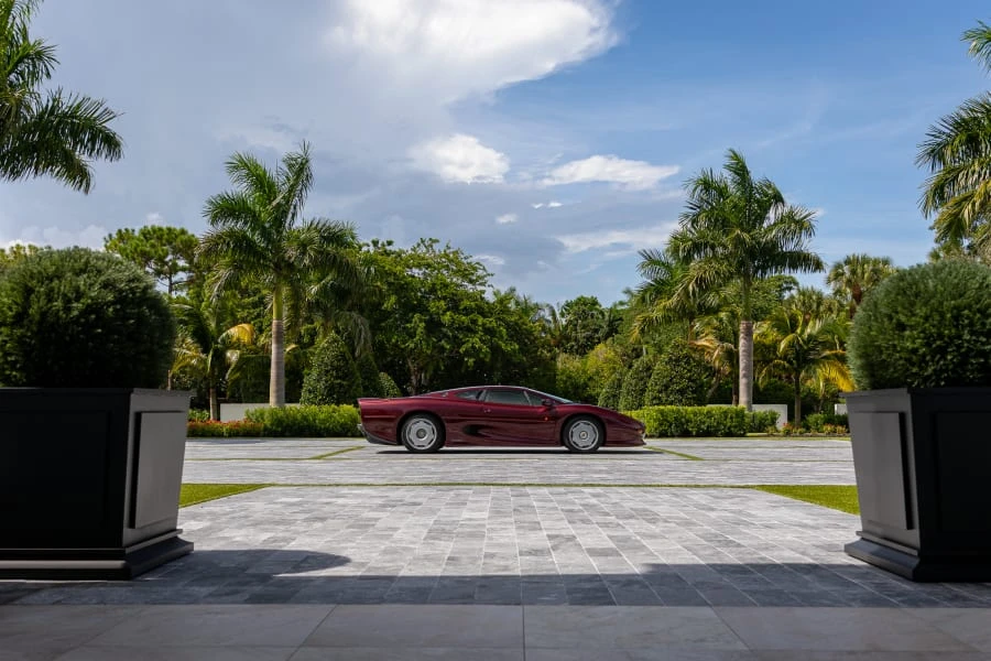 1993 Jaguar XJ220 - Image 20 of 31