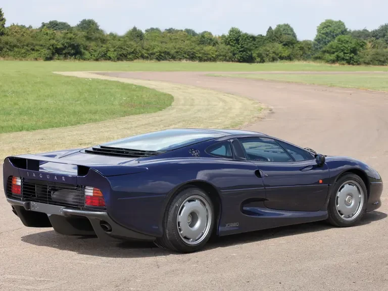 1993 Jaguar XJ220 - Image 3 of 7
