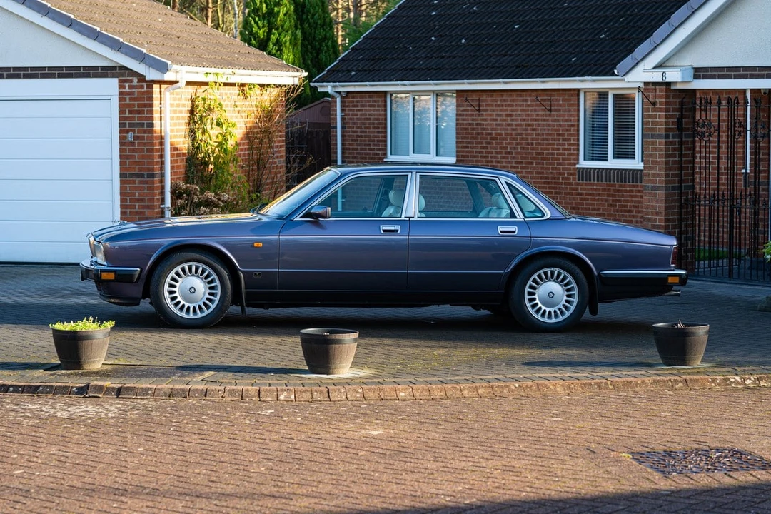 1993 Jaguar XJ40 XJ - Image 2 of 30