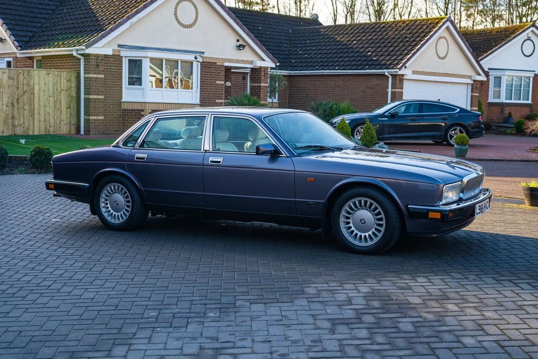 1993 Jaguar XJ40 XJ - Image 5 of 30