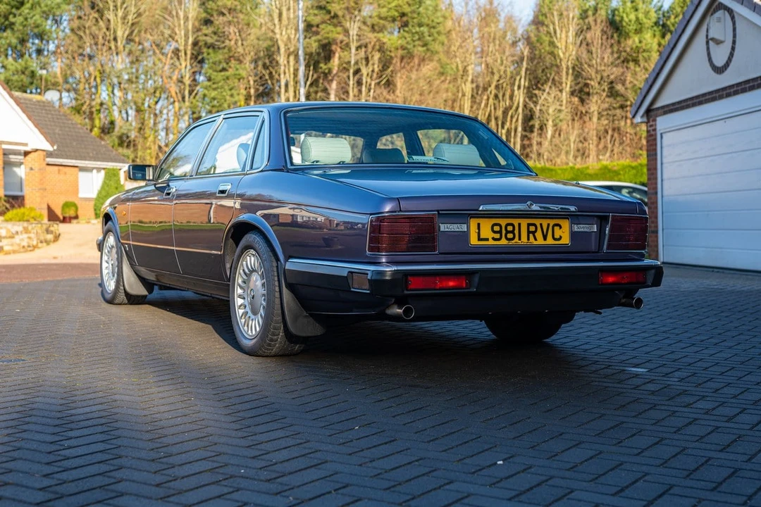 1993 Jaguar XJ40 XJ - Image 7 of 30