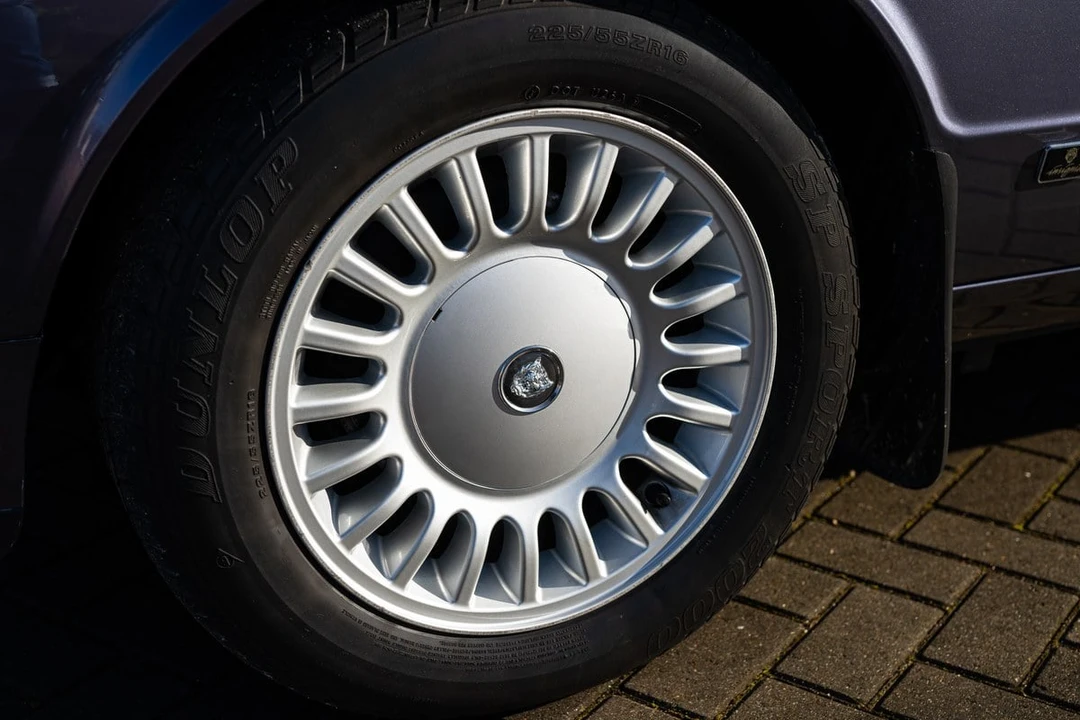 1993 Jaguar XJ40 XJ - Image 11 of 30