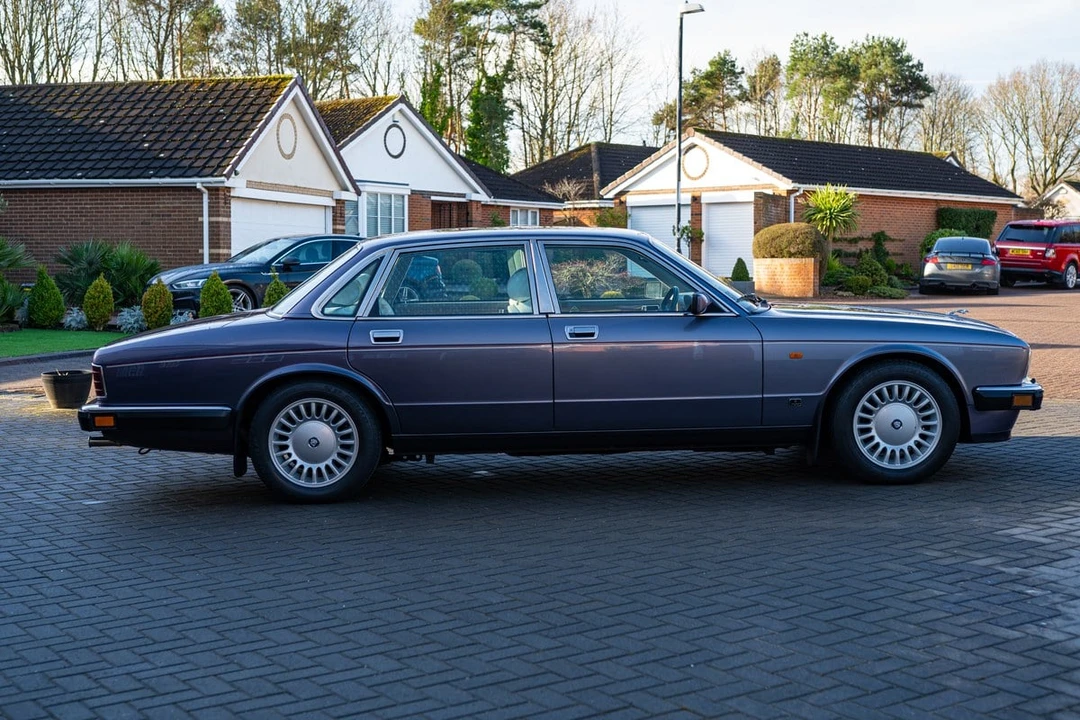 1993 Jaguar XJ40 XJ - Image 6 of 30