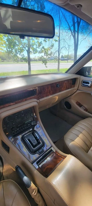 1993 Jaguar XJ40 XJ - Image 8 of 13