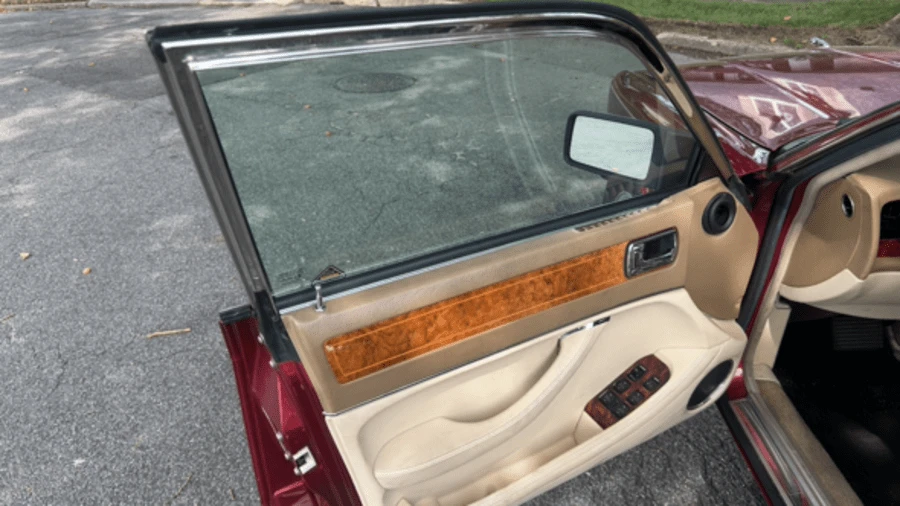 1993 Jaguar XJ40 XJ - Image 6 of 6