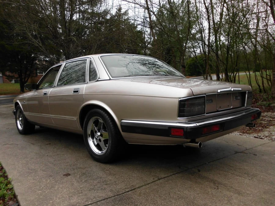1993 Jaguar XJ40 XJ - Image 3 of 7