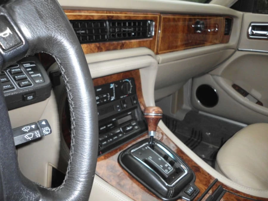 1993 Jaguar XJ40 XJ - Image 5 of 7